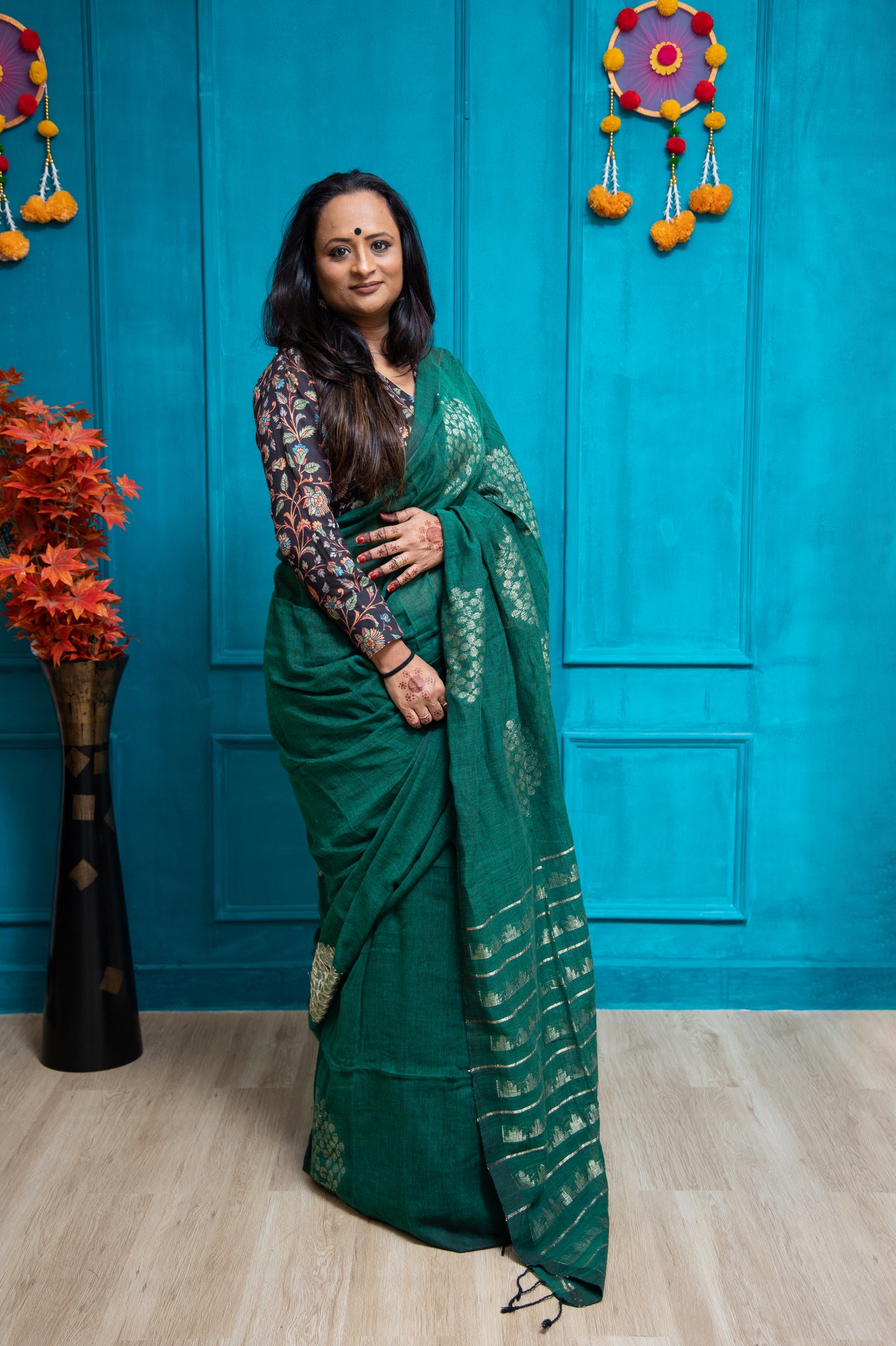 Green Thokafull Linen Saree
