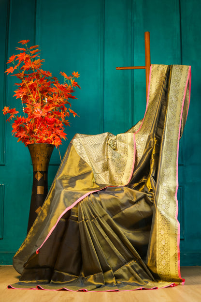 Noor Iconic Pure Banarasi Handloom Saree