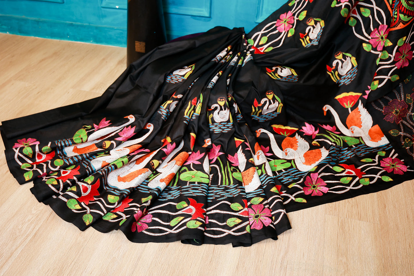 Swans Birds  Kantha Stich